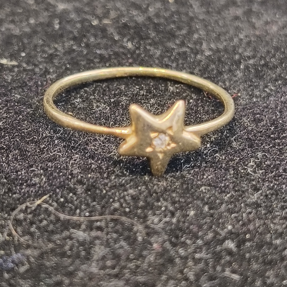 Gold Star Ring
